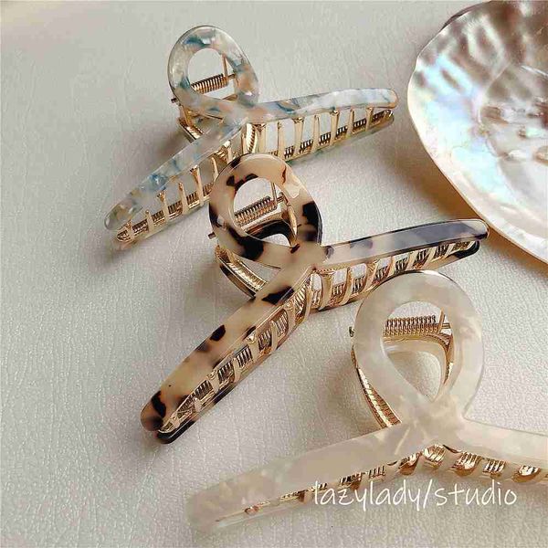 butterfly barrettes high grade acetic acid large metal hair clip alloy splicing clip shower hair clip korean fashion headgear, Golden;silver
butterfly barrettes high grade acetic acid large metal hair clip alloy splicing clip shower hair clip korean fashion headgear, Golden;silver