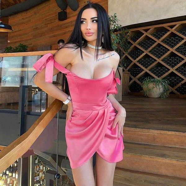 summer slim fit dresses chest flattering satin waist tied design girl strap dress, Black;gray
summer slim fit dresses chest flattering satin waist tied design girl strap dress, Black;gray