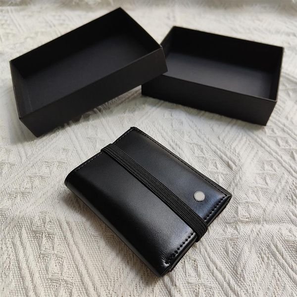 man credit wallet fashion designer cardholder luxury brand purse leather cord clasp thin wallet portfolio comes with box208k, Red;black
man credit wallet fashion designer cardholder luxury brand purse leather cord clasp thin wallet portfolio comes with box208k, Red;black