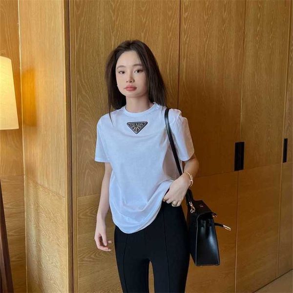 24% off family spring/summer new fashion classic triangle nail diamond simple and atmospheric casual versatile short sleeve t-shirt, White
24% off family spring/summer new fashion classic triangle nail diamond simple and atmospheric casual versatile short sleeve t-shirt, White