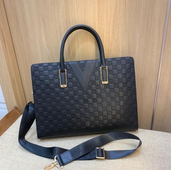 luxurys men bag business briefcase mirror quality big v mark one shoulder bag handbag computer bag genuine leather combination lock tote han
luxurys men bag business briefcase mirror quality big v mark one shoulder bag handbag computer bag genuine leather combination lock tote han