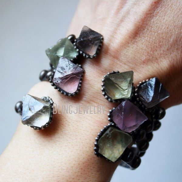 beaded bm40644 rainbow fluorite cuff bracelet skinny adjustable with octahedron stones 230422, Black
beaded bm40644 rainbow fluorite cuff bracelet skinny adjustable with octahedron stones 230422, Black