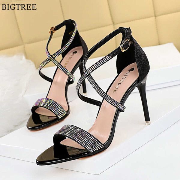 fashion cross crystal buckle women wedding sandals summer patent leather open toe high heels shoes black party ladies pumps 230424
fashion cross crystal buckle women wedding sandals summer patent leather open toe high heels shoes black party ladies pumps 230424