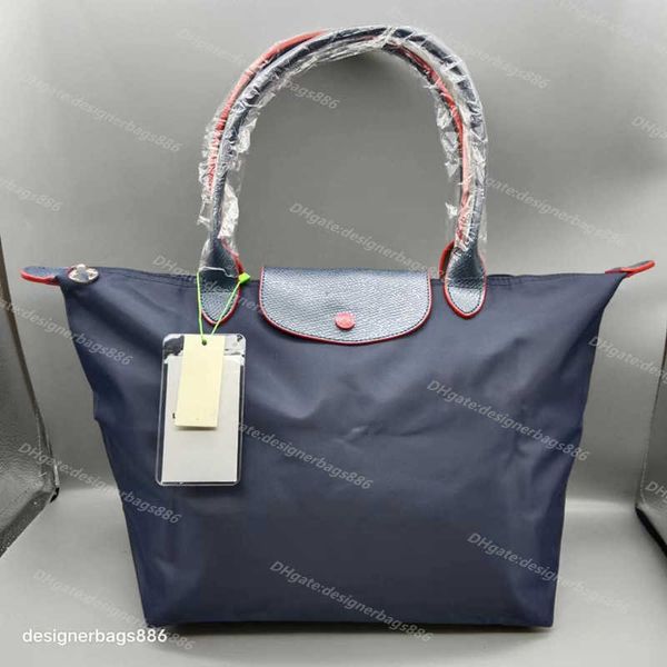 handbag clearance retail wholesale wallet sac femme and commuter korean 2023 autumn sac de jour versatile winter womenleisure large shoulder, Red;black
handbag clearance retail wholesale wallet sac femme and commuter korean 2023 autumn sac de jour versatile winter womenleisure large shoulder, Red;black