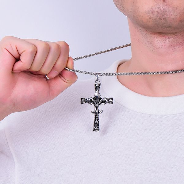 cross pendant necklace punk men's ghost pendant fashion versatile retro titanium steel chain silver cuban chain
cross pendant necklace punk men's ghost pendant fashion versatile retro titanium steel chain silver cuban chain