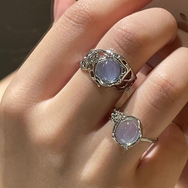 cluster rings elegant white opal irregular crystal ring fashion vintage metal hollow open adjustable rings for women girl ring trendy jewelr, Golden;silver
cluster rings elegant white opal irregular crystal ring fashion vintage metal hollow open adjustable rings for women girl ring trendy jewelr, Golden;silver