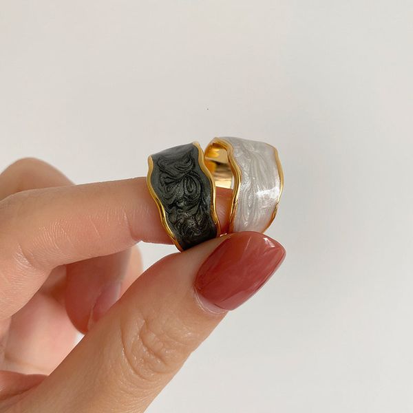 cluster rings fashion enamel wide ring for women men punk multicolor adjustable vintage metal index finger rings jewelry party gift 230424, Golden;silver
cluster rings fashion enamel wide ring for women men punk multicolor adjustable vintage metal index finger rings jewelry party gift 230424, Golden;silver