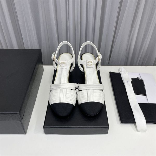 fashion dress shoes 2023 channel women leather high heel metal buckle letter logo wedding party business casual flat shoes 06-014, Black
fashion dress shoes 2023 channel women leather high heel metal buckle letter logo wedding party business casual flat shoes 06-014, Black