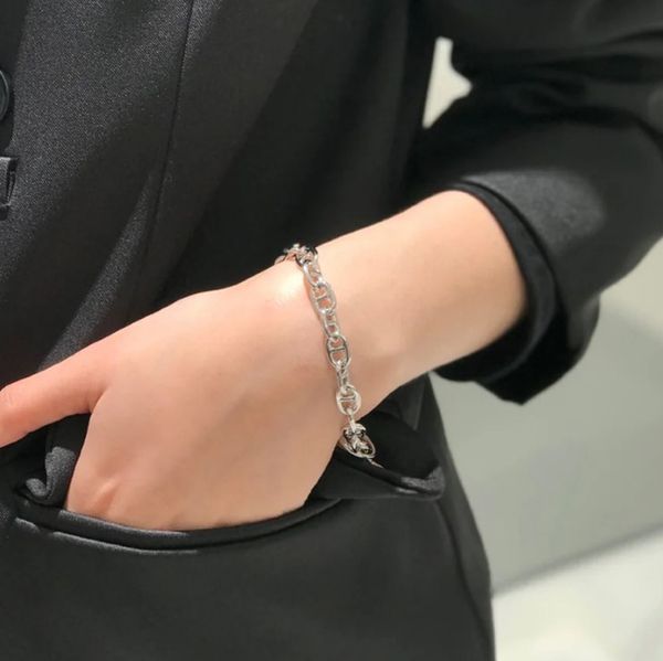 chaine bracelet h for woman designer size 17cm couple gold plated 18k t0p highest counter advanced materials brand designer european size an, Golden;silver
chaine bracelet h for woman designer size 17cm couple gold plated 18k t0p highest counter advanced materials brand designer european size an, Golden;silver