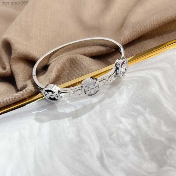 fashionable bracelets women bangle luxury designer jewelry crystal 18k gold plated rose silver stainless steel bracelet, Black
fashionable bracelets women bangle luxury designer jewelry crystal 18k gold plated rose silver stainless steel bracelet, Black