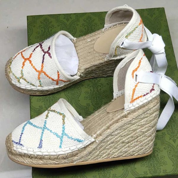 women wedge platform sandals espadrille matelasse leather fashion grosgrain cord platform sandal calfskin canvas fisherman shoes with box no, Black
women wedge platform sandals espadrille matelasse leather fashion grosgrain cord platform sandal calfskin canvas fisherman shoes with box no, Black