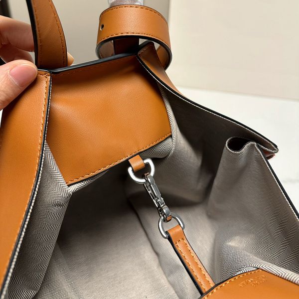 handbag lowe hammock designer bag women single shoulder fashion bags leather portable diagonal cross bags woman luxury tote handbags size 29
handbag lowe hammock designer bag women single shoulder fashion bags leather portable diagonal cross bags woman luxury tote handbags size 29