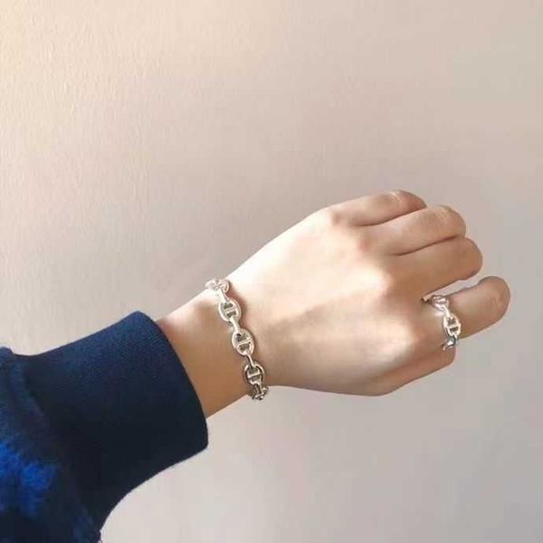 luxury designer h homesess bracelets christening bangle online shop special counter colorless classic pig nose titanium steel open bracelet, Black
luxury designer h homesess bracelets christening bangle online shop special counter colorless classic pig nose titanium steel open bracelet, Black