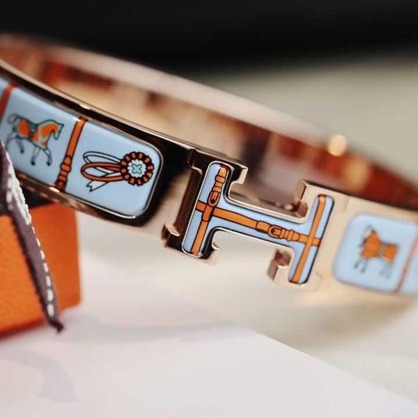 luxury designer hemrres bracelets for sale netizen new enamel bracelet with the same style lovers opened titanium steel 18k rose gold origin, Black
luxury designer hemrres bracelets for sale netizen new enamel bracelet with the same style lovers opened titanium steel 18k rose gold origin, Black