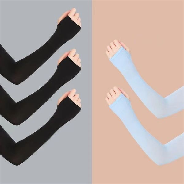 5-piece uv resistant compression arm sleeve with thumb hole for protection and comfort during cycling
5-piece uv resistant compression arm sleeve with thumb hole for protection and comfort during cycling