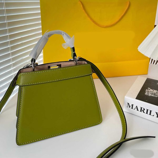 luxury tote bags designer bag women classic mini small beach shoulder bag leather totes trend lady crossbody purse handbags 230425
luxury tote bags designer bag women classic mini small beach shoulder bag leather totes trend lady crossbody purse handbags 230425