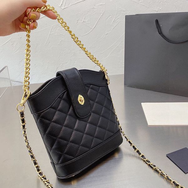 exquisite drawstring lightweight bucket bags minimalist practical shoulder quilted purse for women 20cm
exquisite drawstring lightweight bucket bags minimalist practical shoulder quilted purse for women 20cm