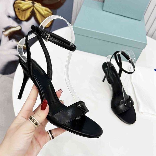 fashion women's sandals 2023 pradity luxury brand letter logo summer women's high heels men's casual student flats 03-06, Black
fashion women's sandals 2023 pradity luxury brand letter logo summer women's high heels men's casual student flats 03-06, Black