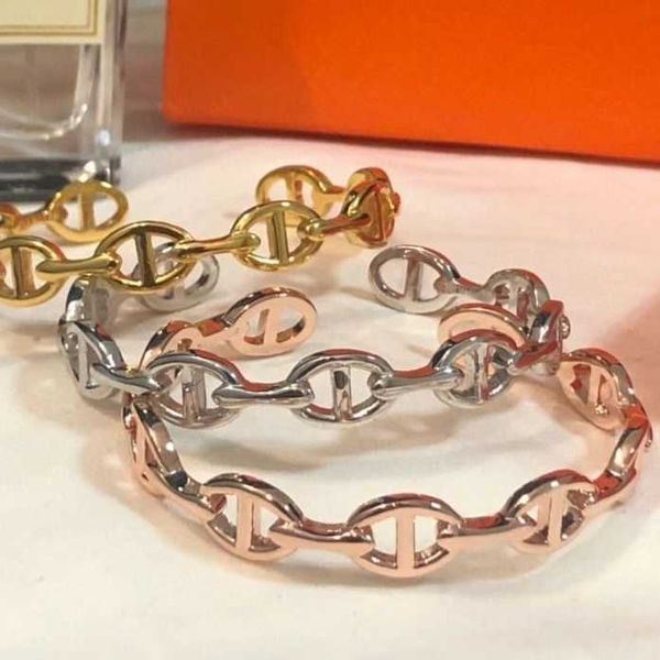 luxury designer h homeses's bracelets christening bangle online shop h pig nose temperament simple high grade whitening colorless girlf, Black
luxury designer h homeses's bracelets christening bangle online shop h pig nose temperament simple high grade whitening colorless girlf, Black