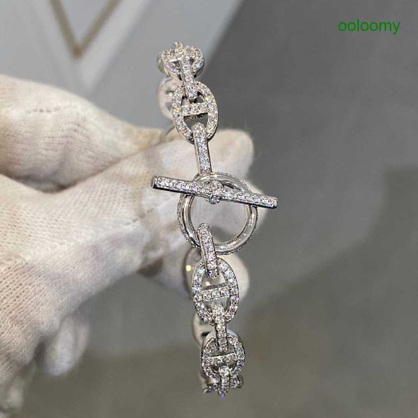 hemrres designer bracelet golden pig nose bracelet 18k platinum h full diamond set with q button fashion, Black
hemrres designer bracelet golden pig nose bracelet 18k platinum h full diamond set with q button fashion, Black