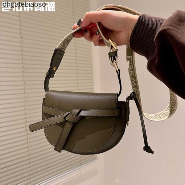cowhide single designer bag 2023 loews bags gates saddle layer bowknot embroidered belt letter knitted shoulder crossbody strap babb
cowhide single designer bag 2023 loews bags gates saddle layer bowknot embroidered belt letter knitted shoulder crossbody strap babb