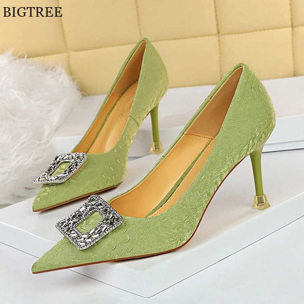 plus size woman fashion crystal shoes pointed toe thin high heels women pumps soft silk party ladies footwear autumn black green 230424
plus size woman fashion crystal shoes pointed toe thin high heels women pumps soft silk party ladies footwear autumn black green 230424