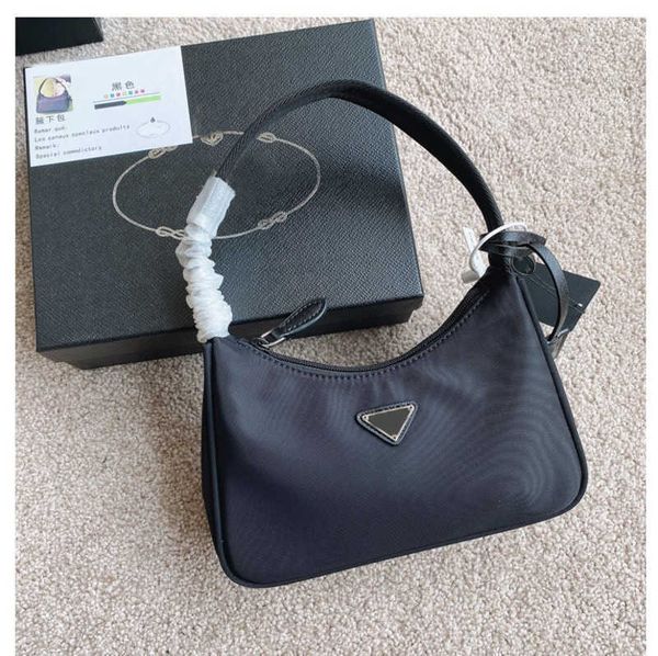 re-edition underarm clutch bag 2000 nylon leather shoulder prd designer bags women crossbody messenger handbag evening totes purse wholesale
re-edition underarm clutch bag 2000 nylon leather shoulder prd designer bags women crossbody messenger handbag evening totes purse wholesale