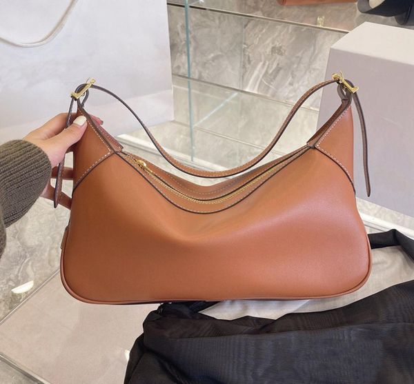 5a romy hobo bags designer handbags women real leather bag celi shopping shoulder bags2502469, Red;black
5a romy hobo bags designer handbags women real leather bag celi shopping shoulder bags2502469, Red;black