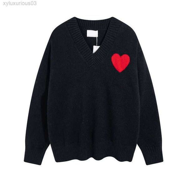 20ss sweater love heart a man woman lovers couple cardigan knit v round neck high collar womens fashion letter white black long sleeve cloth
20ss sweater love heart a man woman lovers couple cardigan knit v round neck high collar womens fashion letter white black long sleeve cloth