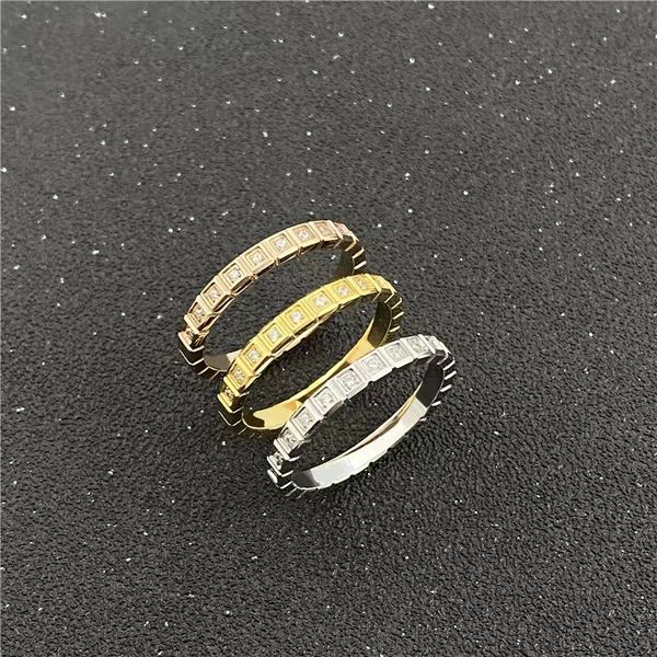 Designer Ring Gold Ring Plaed 18k Rose Gold Opening Inlaid with Diamond Half Wedding Anniversary for Women Designer Jewelry
Designer Ring Gold Ring Plaed 18k Rose Gold Opening Inlaid with Diamond Half Wedding Anniversary for Women Designer Jewelry