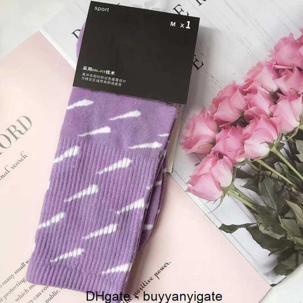 male 2022 men cotton socks four seasons casual women brand basketball football soccer running sock soft simple fashions moo1, Black
male 2022 men cotton socks four seasons casual women brand basketball football soccer running sock soft simple fashions moo1, Black