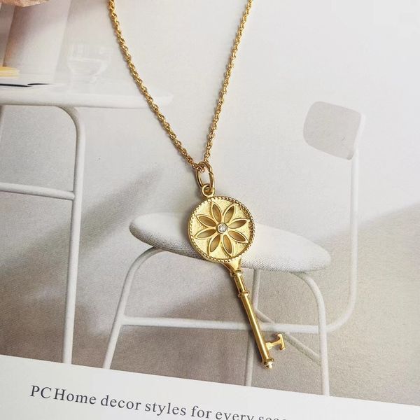 18k plated gold cross pendant set necklace layered initial necklaces for women key link designer wholesale jewelry men couple party wedding, Silver
18k plated gold cross pendant set necklace layered initial necklaces for women key link designer wholesale jewelry men couple party wedding, Silver