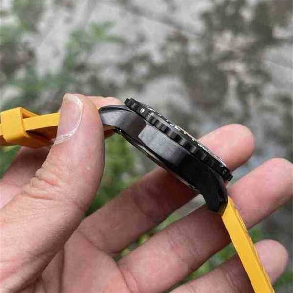 battery casual watchss black dial vk chronograph movement wristwatchsses mens watchsses on orange rubber strap dp factory 1884, Slivery;black
battery casual watchss black dial vk chronograph movement wristwatchsses mens watchsses on orange rubber strap dp factory 1884, Slivery;black