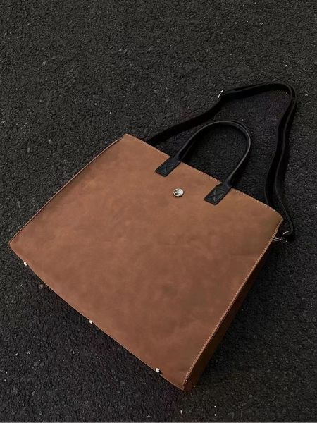 sport bags new korean ins super fire frosted pu leather one shoulder portable large tote bag burnt brown casual diagonal span bag
sport bags new korean ins super fire frosted pu leather one shoulder portable large tote bag burnt brown casual diagonal span bag