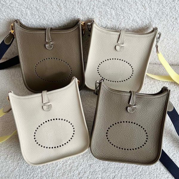 mirror quality evelyn hollow out satchel bag genuine leather purse bags womens luxury shoulder bags classic mens designer tote crossbody han
mirror quality evelyn hollow out satchel bag genuine leather purse bags womens luxury shoulder bags classic mens designer tote crossbody han