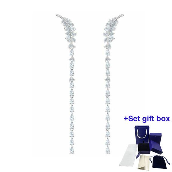 swa jewelry little drop earrings, asymmetrical design, bulls and stars, rose gold plated, ing, Golden
swa jewelry little drop earrings, asymmetrical design, bulls and stars, rose gold plated, ing, Golden