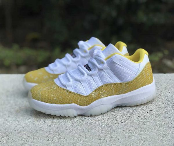 shoes climbing 11 low yellow snakeskin men 11s white/tour yellow-sail womens sneakers ah7860-107 original size : us 5.5-11
shoes climbing 11 low yellow snakeskin men 11s white/tour yellow-sail womens sneakers ah7860-107 original size : us 5.5-11