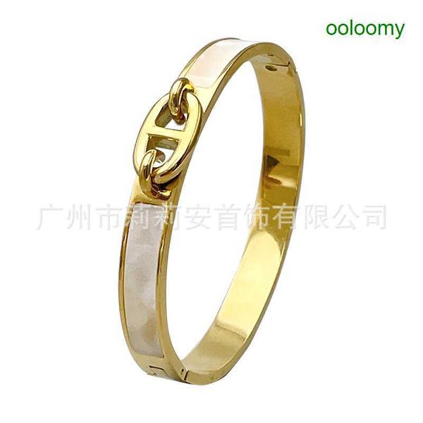 hemrres designer bracelet 18k gold plated titanium steel personalized design japanese shell bracelet fashion ins style versatile b222291, Black
hemrres designer bracelet 18k gold plated titanium steel personalized design japanese shell bracelet fashion ins style versatile b222291, Black