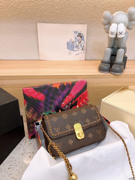 evening bags famous brands designer bag fashion retro shoulder bag crossbody bag clutch handbag genuine leather messenger bag evening packag
evening bags famous brands designer bag fashion retro shoulder bag crossbody bag clutch handbag genuine leather messenger bag evening packag