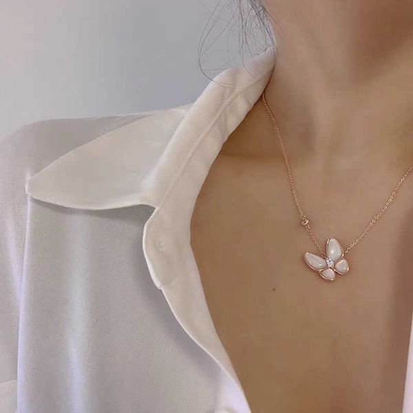 pendant necklaces white beimu butterfly necklace women's summer design sense pendant 925 silver light luxury colorless 2021 new collar
pendant necklaces white beimu butterfly necklace women's summer design sense pendant 925 silver light luxury colorless 2021 new collar