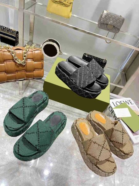 designer fashion g slippers slide men women sandals thick bottom slipper luxury flat high heels flip flops shoes embroidered platform ru oss, Black
designer fashion g slippers slide men women sandals thick bottom slipper luxury flat high heels flip flops shoes embroidered platform ru oss, Black