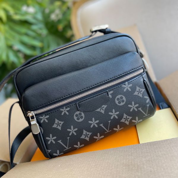 shoulder bags designer bag man trio outdoor sports tote bag womens purses crossbody luxury baguette shoulde bags louvis genuine leather fash
shoulder bags designer bag man trio outdoor sports tote bag womens purses crossbody luxury baguette shoulde bags louvis genuine leather fash