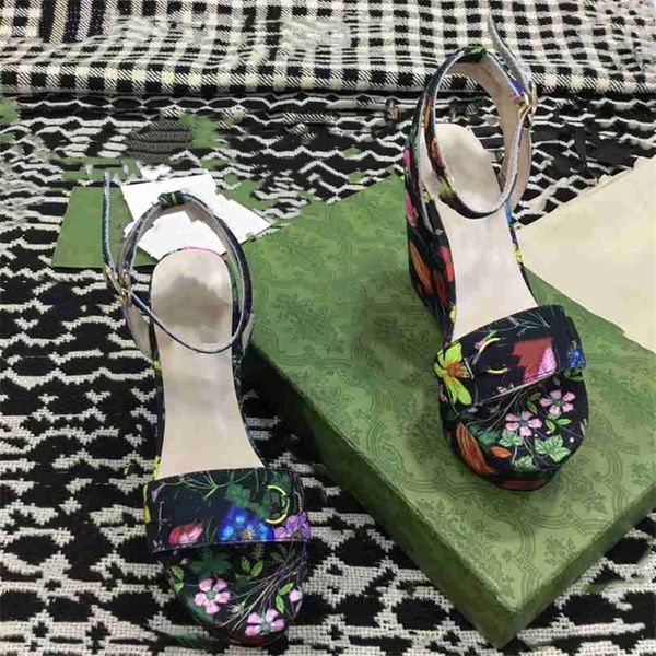 fashion women's sandals 2023 ggity luxury brand letter logo summer women's high heels men's casual student flats 03-014, Black
fashion women's sandals 2023 ggity luxury brand letter logo summer women's high heels men's casual student flats 03-014, Black