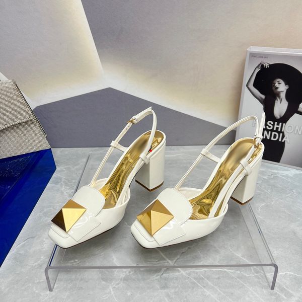 2023 stilettos women 's shoes sandals women rhinestone chain bride dresses buckle high heels pointed toe ankle bright diamond-chain hig, Black
2023 stilettos women 's shoes sandals women rhinestone chain bride dresses buckle high heels pointed toe ankle bright diamond-chain hig, Black