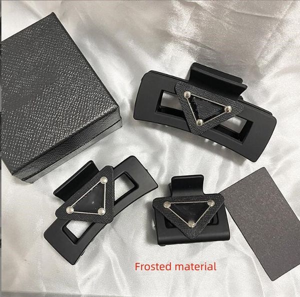 luxury brand designer triangle frosted hair clips & barrettes for women girls brand letter hair claw fashion black shark hairpin hair claw f, Golden;silver
luxury brand designer triangle frosted hair clips & barrettes for women girls brand letter hair claw fashion black shark hairpin hair claw f, Golden;silver