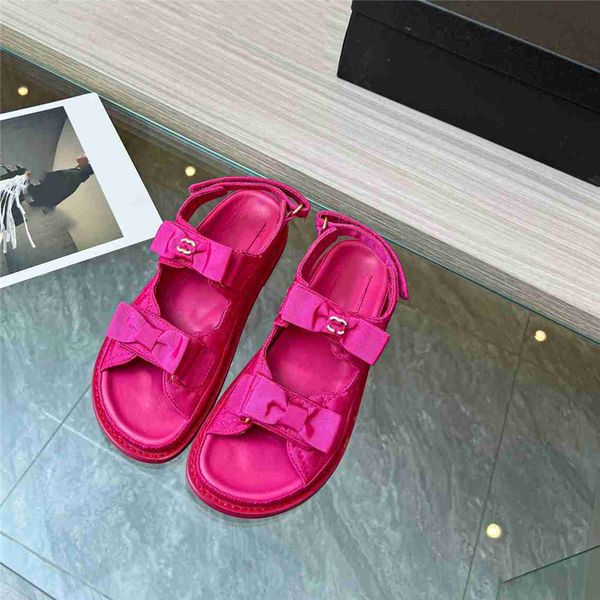 summer popular 2023 women sandals channel luxury brand business dress wedding party leather high heels casual flat slippers 010-021, Black 
summer popular 2023 women sandals channel luxury brand business dress wedding party leather high heels casual flat slippers 010-021, Black