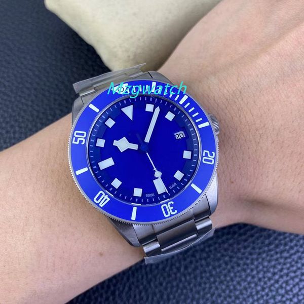 xf 25600 diving watch eta 2824 movement titanium watch band automatic adjustment table buckle sapphire crystal glass super luminous waterpro, Slivery;golden
xf 25600 diving watch eta 2824 movement titanium watch band automatic adjustment table buckle sapphire crystal glass super luminous waterpro, Slivery;golden
