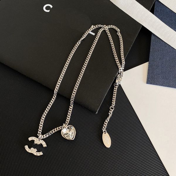 2023 designer channel necklace 925 silver love diamond choker wedding party pendant necklace fashion women stainless steel jewelry chokers l, Golden;silver
2023 designer channel necklace 925 silver love diamond choker wedding party pendant necklace fashion women stainless steel jewelry chokers l, Golden;silver