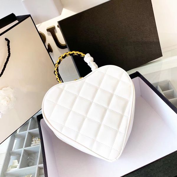 designer bags handbag heart bag totes purse cross body shoulder evening bags clutch bags patent leather
designer bags handbag heart bag totes purse cross body shoulder evening bags clutch bags patent leather