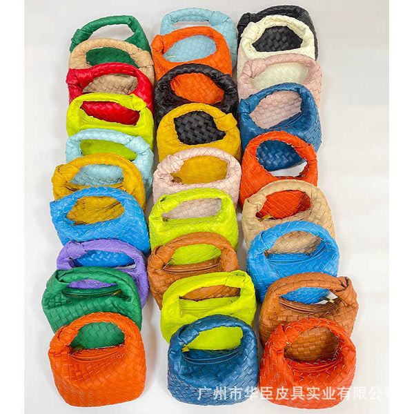 woven dumpling bag women's new temperament versatile hand popular ox horn personalized hand 230424
woven dumpling bag women's new temperament versatile hand popular ox horn personalized hand 230424